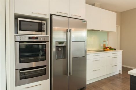 Photo of property in 11 Robertson Street, Russell, 0202