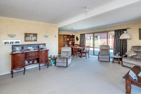 Photo of property in 67 Nimmo Avenue East, Waikanae, 5036
