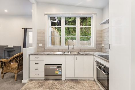 Photo of property in 24 Balfour Street, Mornington, Wellington, 6021