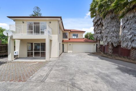 Photo of property in 23a Margan Avenue, New Lynn, Auckland, 0600