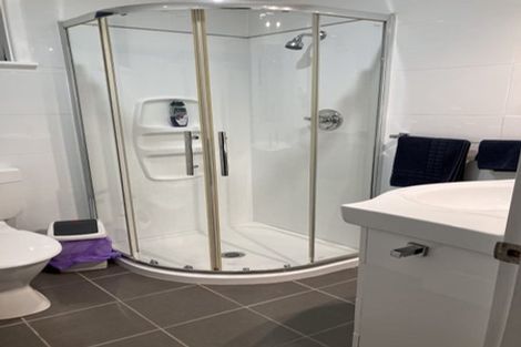 Photo of property in 1/3 Camp Street, Silverstream, Upper Hutt, 5019