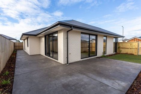 Photo of property in 15 Millhaven Place, Casebrook, Christchurch, 8051
