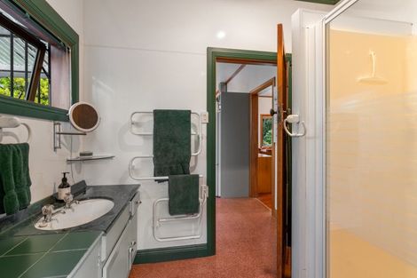 Photo of property in 1082 Thames Coast Sh25 Road, Kereta, Thames, 3575