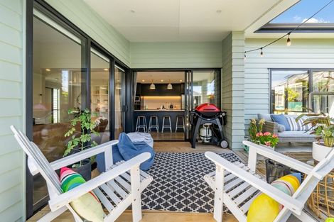 Photo of property in 6 Schooner Drive, Whitby, Porirua, 5024