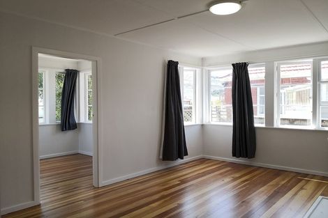 Photo of property in 50 Compton Crescent, Taita, Lower Hutt, 5011