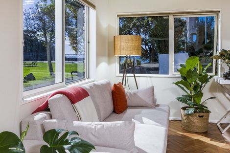 Photo of property in 1/9 The Esplanade, Castor Bay, Auckland, 0620