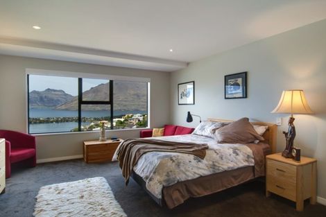 Photo of property in 3 Conifer Lane, Queenstown, 9300