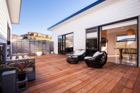 Photo of property in 6 Ambedkar Way, Pukekohe, 2120