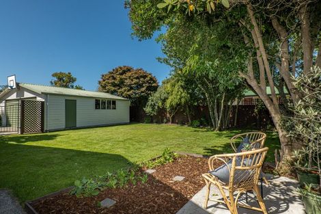 Photo of property in 44 Sevenoaks Drive, Bryndwr, Christchurch, 8053