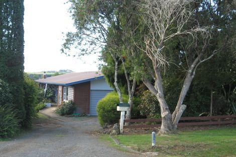 Photo of property in 8 Riverview Road, Kerikeri, 0230