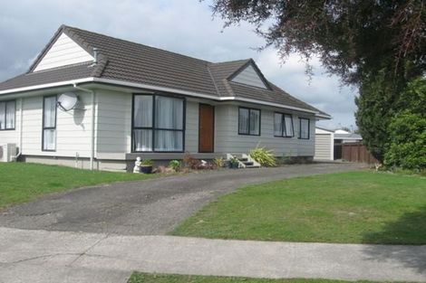 Photo of property in 14 Peppertree Glade, Kelvin Grove, Palmerston North, 4414