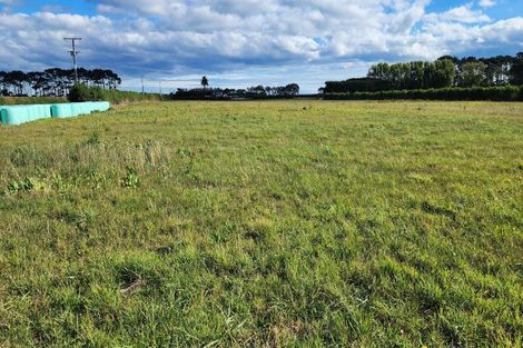 Photo of property in 6 Mcalpine Road, Hawera, 4672