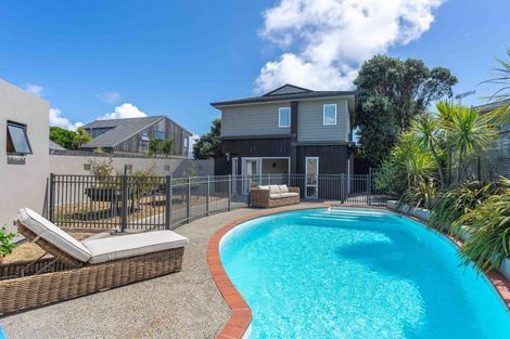 Photo of property in 227 Manly Street, Paraparaumu Beach, Paraparaumu, 5032