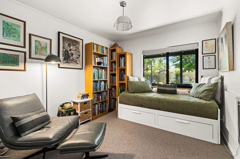 Photo of property in 908a Victoria Street, Parkvale, Hastings, 4122