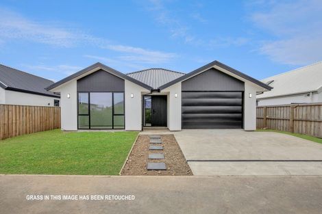 Photo of property in 15 Palmer Avenue, Rolleston, 7615