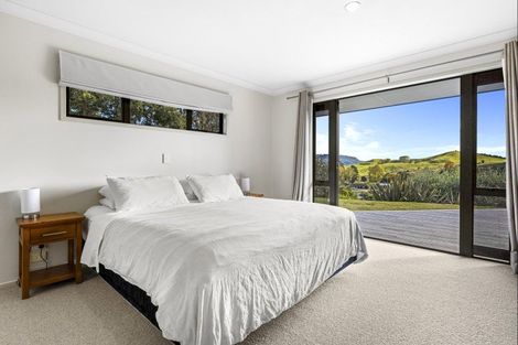 Photo of property in 11 Dalmore Way, Acacia Bay, Taupo, 3385