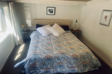 Photo of property in 1/410 The Esplanade, Island Bay, Wellington, 6023