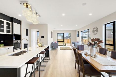 Photo of property in 25 Carrygawley Road, Flat Bush, Auckland, 2019