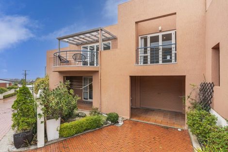 Photo of property in 64 Drivers Road, Maori Hill, Dunedin, 9010