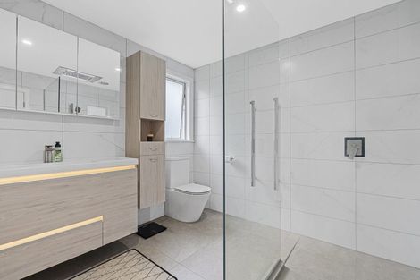 Photo of property in 293 Tukapa Street, Hurdon, New Plymouth, 4310