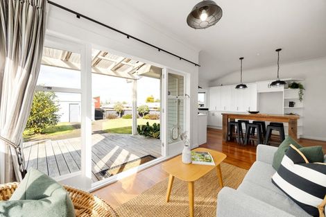 Photo of property in 741 Bank Street, Te Awamutu, 3800