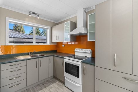 Photo of property in 2/20 Huatoki Street, Vogeltown, New Plymouth, 4310
