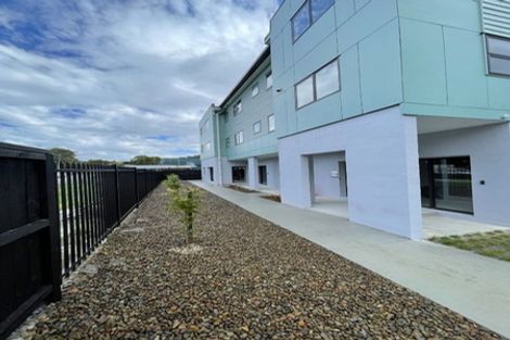 Photo of property in 152 Triangle Road, Massey, Auckland, 0614