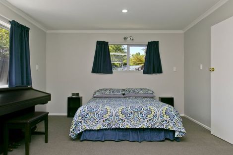 Photo of property in 2 Laughton Street, Taupo, 3330