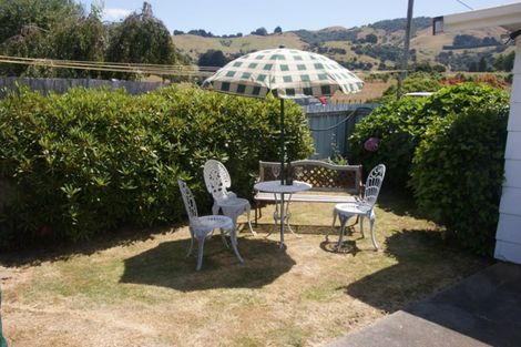 Photo of property in 6035a Christchurch Akaroa Road, Duvauchelle, 7581