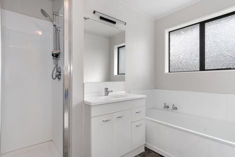 Photo of property in 27 Macloughlin Drive, Te Puke, 3119