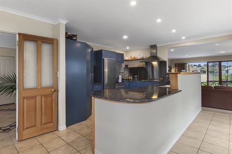 Photo of property in 42 Seychelles Drive, Papamoa Beach, Papamoa, 3118