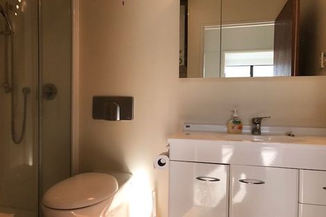 Photo of property in Hobson Court Flats, 72/70u Hobson Street, Thorndon, Wellington, 6011