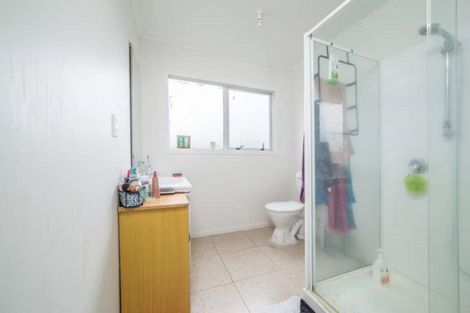 Photo of property in 53 Bruce Road, Glenfield, Auckland, 0629