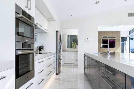 Photo of property in 1 Ti Kouka Eco Lane, Redcliffs, Christchurch, 8081