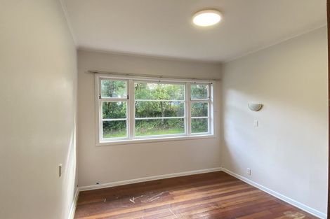 Photo of property in 27 Edmonton Road, Henderson, Auckland, 0612