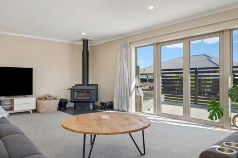 Photo of property in 23 Mallard Drive, Waihola, Outram, 9073