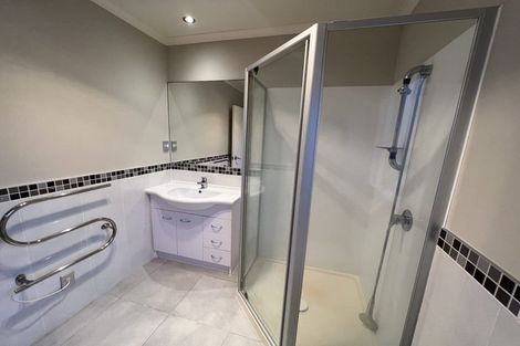 Photo of property in 37 Clover Drive, Henderson, Auckland, 0610