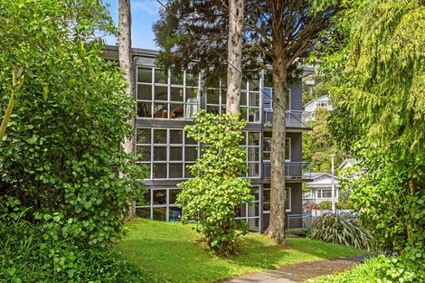 Photo of property in 146 Glenmore Street, Northland, Wellington, 6012