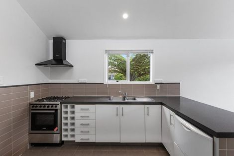 Photo of property in 21b Brian Crescent, Stanmore Bay, Whangaparaoa, 0932