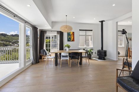 Photo of property in 70 Overtoun Terrace, Hataitai, Wellington, 6021