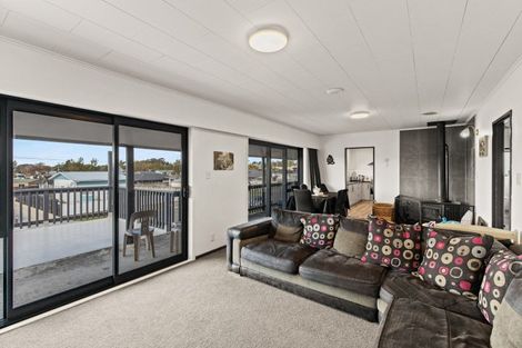 Photo of property in 6a Cutfield Street, Inglewood, 4330
