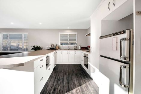 Photo of property in 28 Northwater Drive, Northwood, Christchurch, 8051