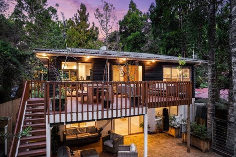 Photo of property in 23 Tainui Road, Titirangi, Auckland, 0604