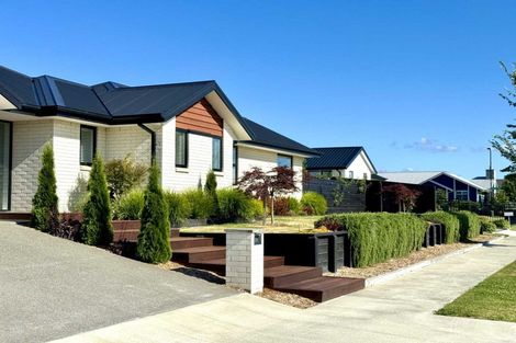 Photo of property in 28 Highgate Drive, Rangiora, 7400