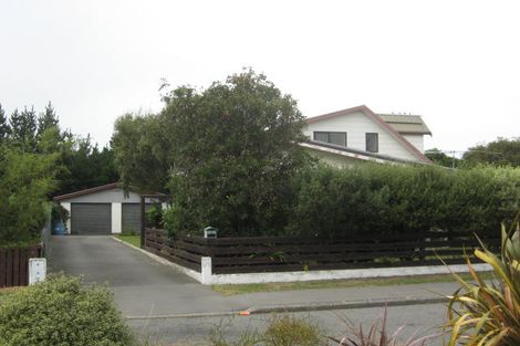 Photo of property in 17 Moore Street, Rolleston, 7614