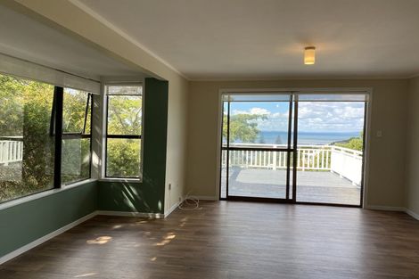 Photo of property in 74 Travis View Drive, Fairview Heights, Auckland, 0632