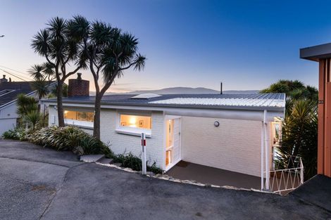 Photo of property in 93 Doon Street, Vauxhall, Dunedin, 9013