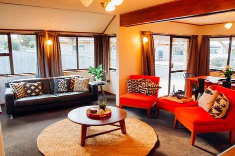 Photo of property in 36a Colwill Road, Massey, Auckland, 0614