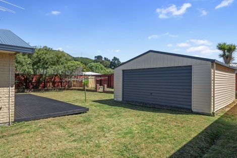 Photo of property in 3 Ipswich Grove, Wainuiomata, Lower Hutt, 5014