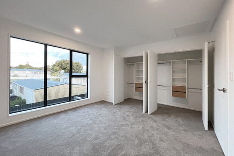 Photo of property in 4/17 Rewarewa Road, Te Atatu Peninsula, Auckland, 0610